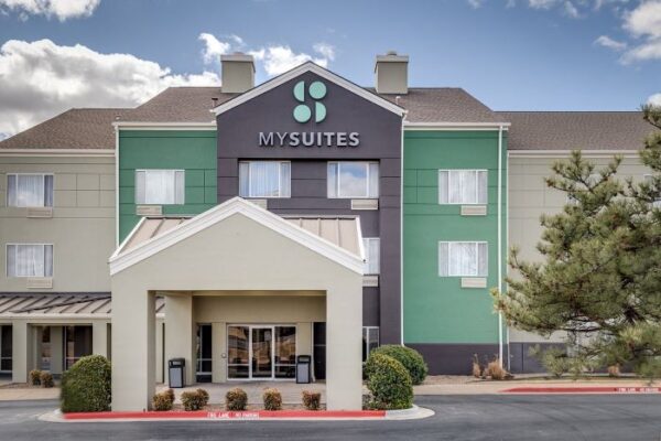 Hotels With Smoking Rooms in Lawton, OK