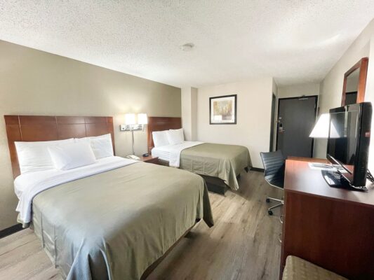 Hotels With Smoking Rooms in Cartersville, GA